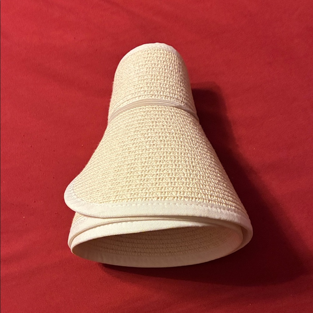 Elegant Cream Women's Sun Hat